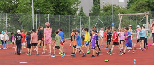 Sportmorgen der Unterstufe im Schulhaus Birch